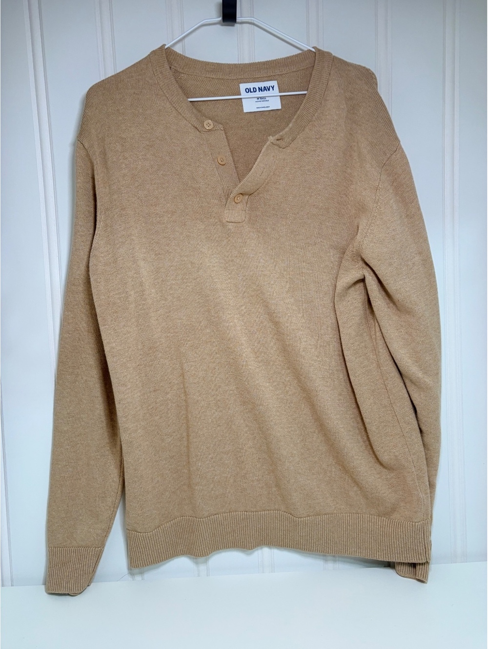 Beige Henley Sweater (M Tall)